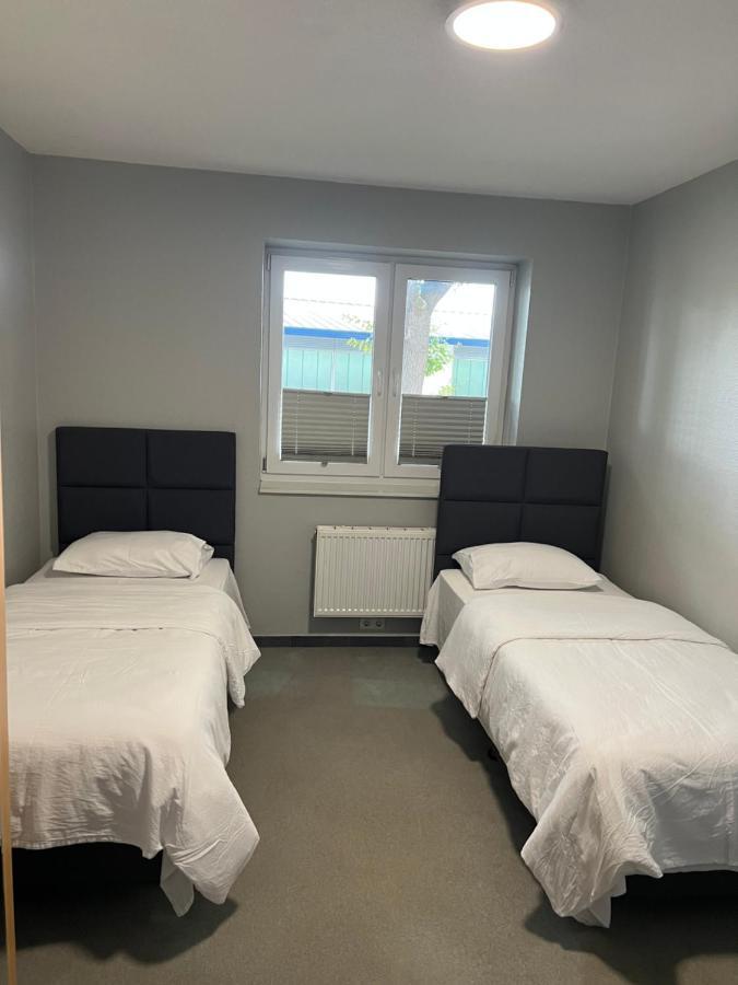 Motel Am Outletcenter ノイミュンスター エクステリア 写真